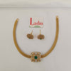 Green choker set