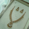 Grand Short Necklace with Earrings