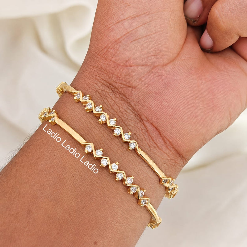 2.6 Wave - Micro Gold Plated Bangles