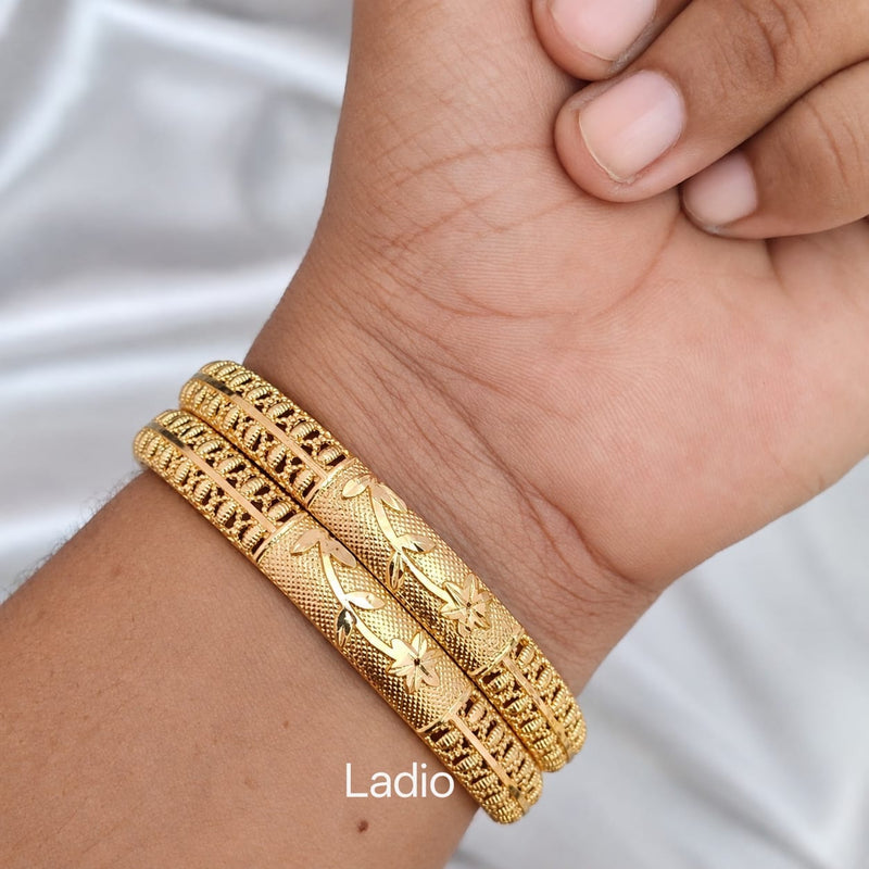 2.6 - Leaves Bangles