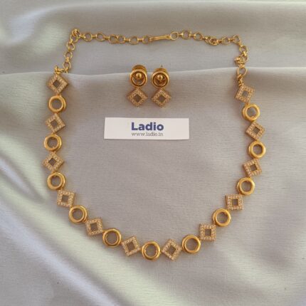 “I Love Ladio” Sale! Diamond Series 64 - Elegant Necklace with Earrings