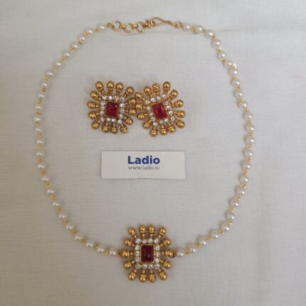 Cute Square Pearl Necklace Set - Red