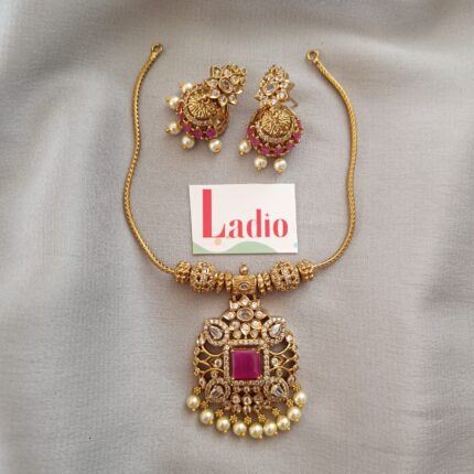 Iniya - Pink Necklace Set