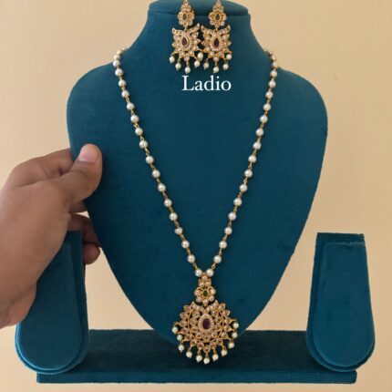 Pendant chain set